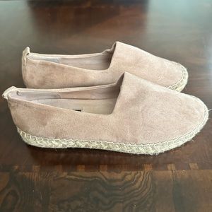 Steve Madden Pink Suede Slip Ons - Size:9 - Slightly Used